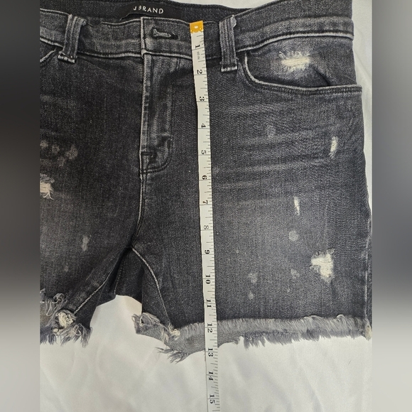 🖤 J Brand Mia Vagabond Distressed Denim Shorts | Black | Size 29 - Picture 2 of 9